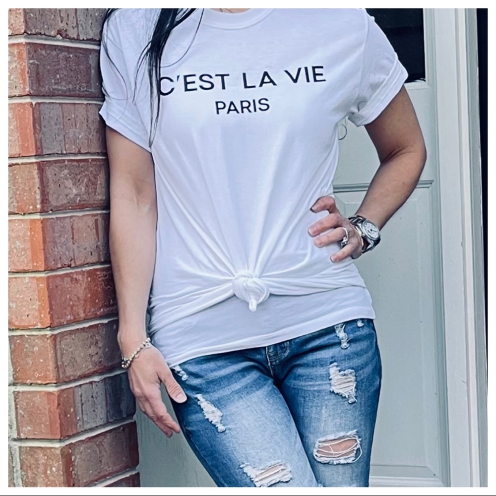 C’est la Vie Graphic Tee - Picture 6 of 10